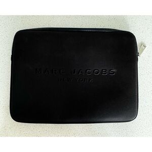 Marc Jacobs New York Zip Up Zippered Protective Laptop Case